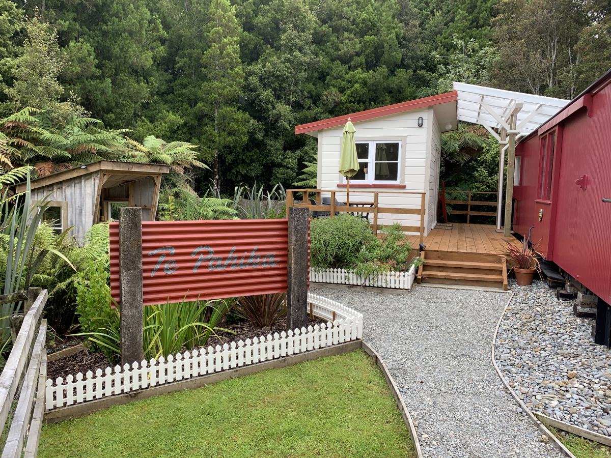 Photo of property: "station" - Kitchen, Bathroom and outdoor bath 